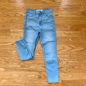 GAP high-rise, cropped jeans